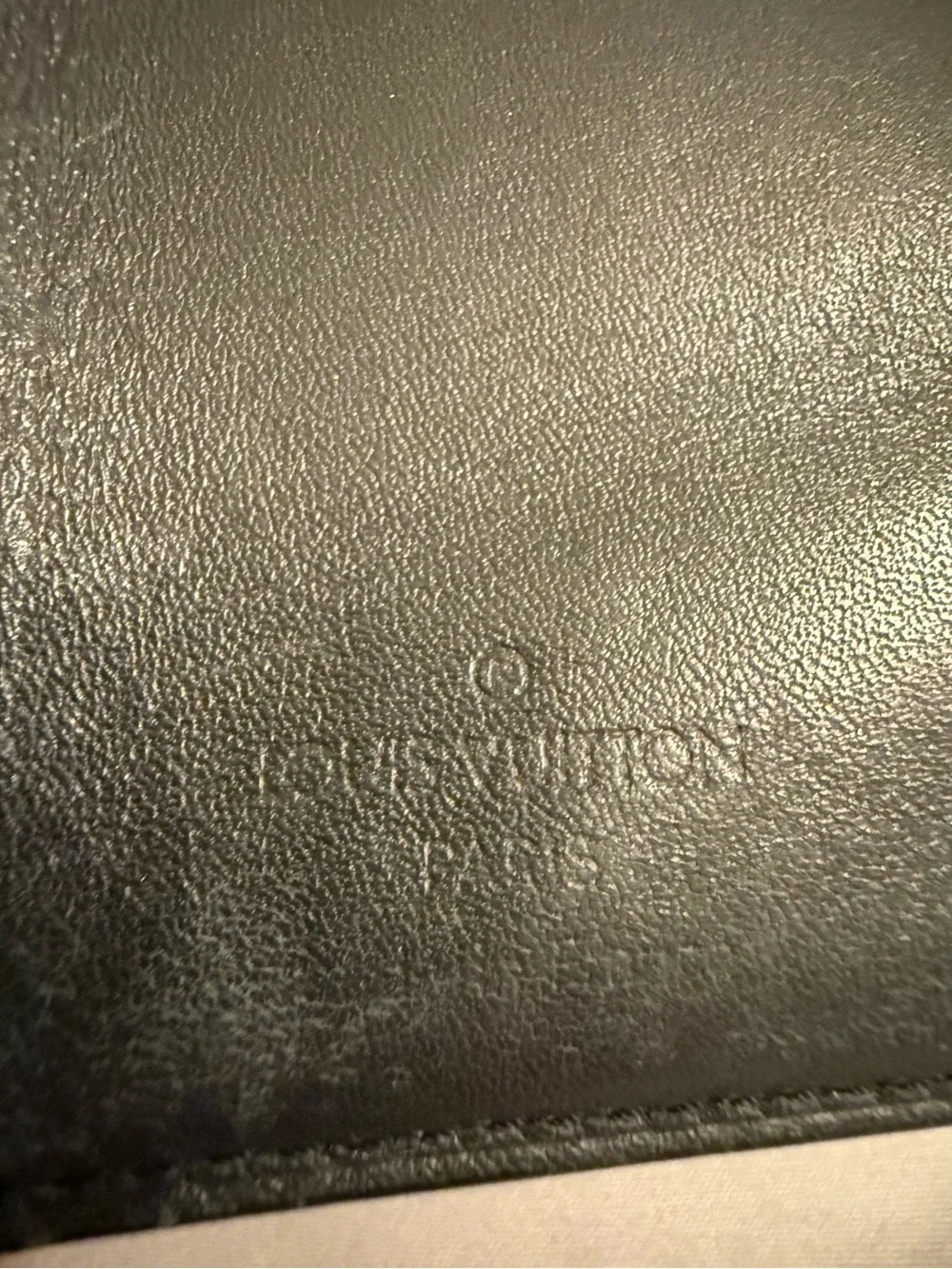 Louis Vuitton Grey Vernis Wallet-Unisex